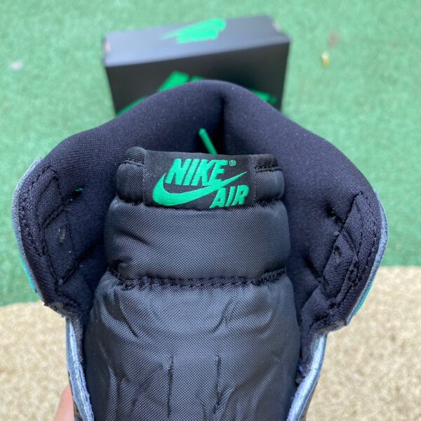 Lucky Green Black and White Air Jordan - Image 12