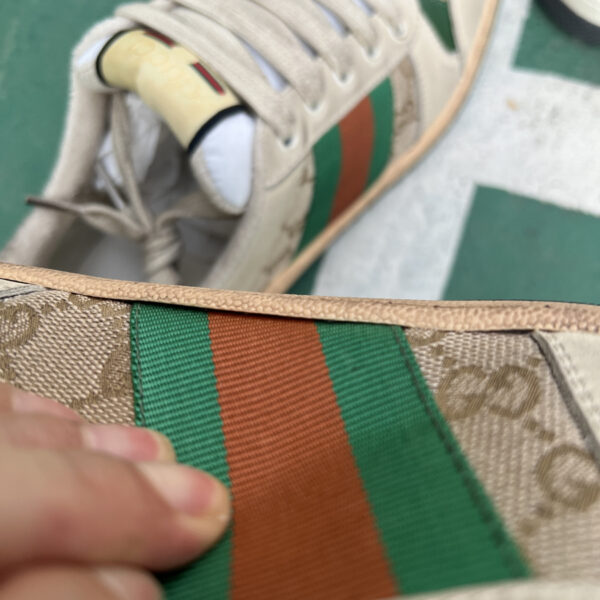 Gucci Dirty Shoes With Green Tail - Image 11