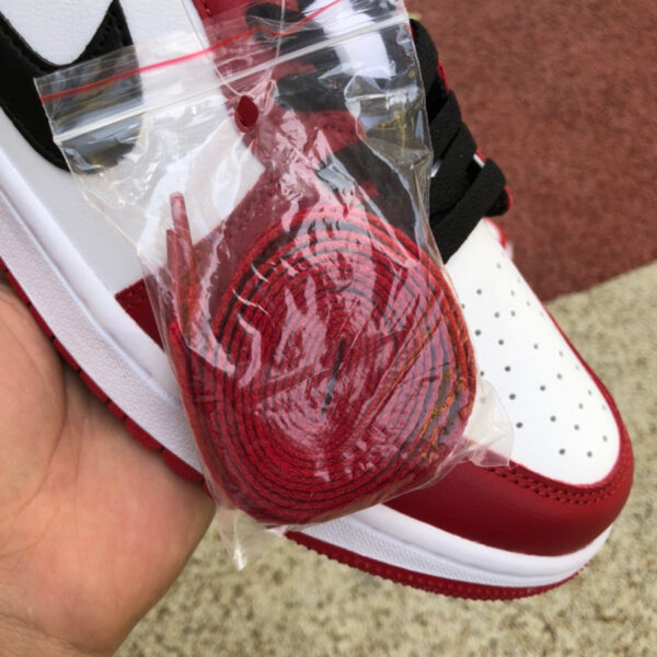 White And Red Chicago Air Jordan - Image 11