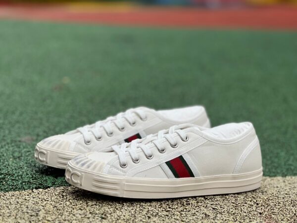 GUCCI Canvas Shoes Off-White