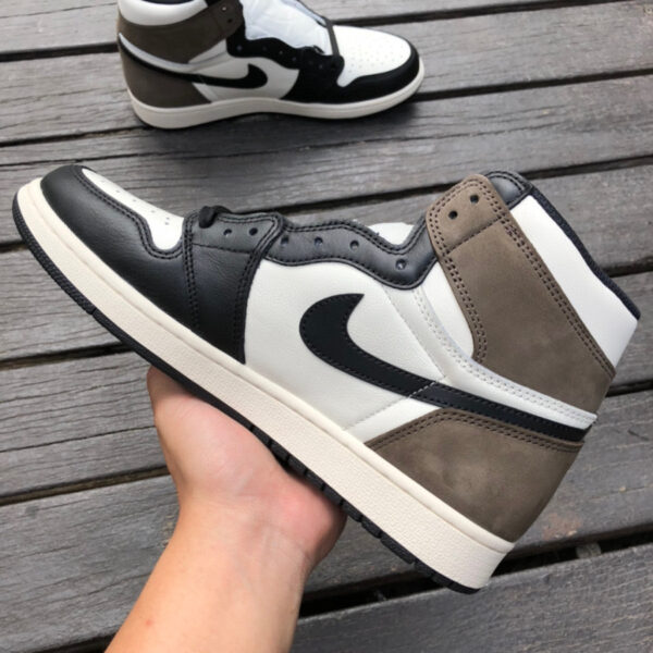 Mocha University Blue Air Jordan - Image 9