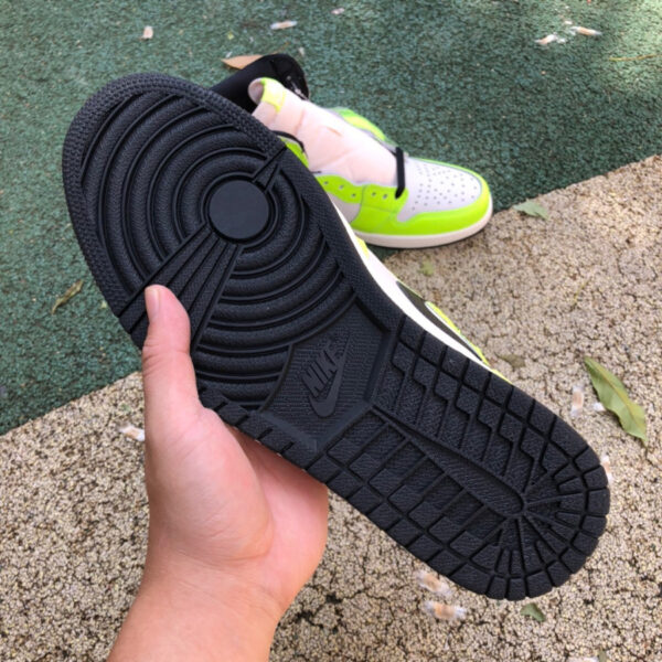 Green Air Jordan - Image 18