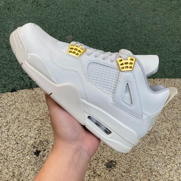 AJ4amm ore white brown A Ma Maniere x Jordan violet brown FZ4810-001 - Image 2