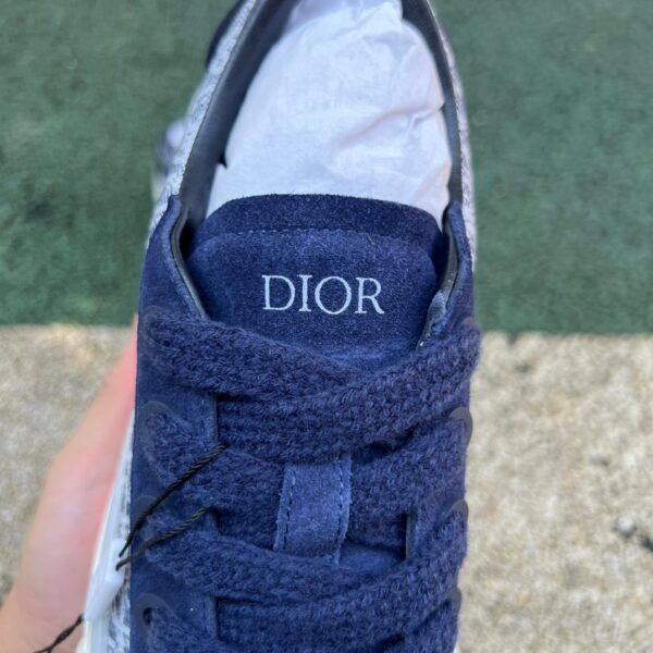 Dior B33 Blue and White Round Toe - Image 5
