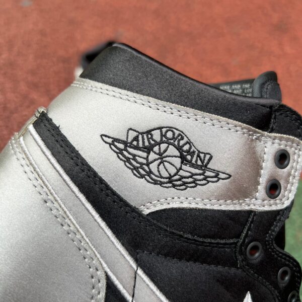 Black Silver Silk Air Jordan - Image 9