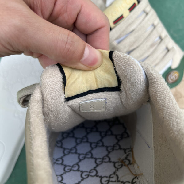 Gucci Dirty Shoes With Green Tail - Image 10