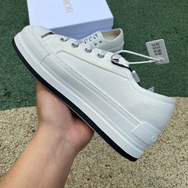 Dior White  Dior Walkn' - Image 9