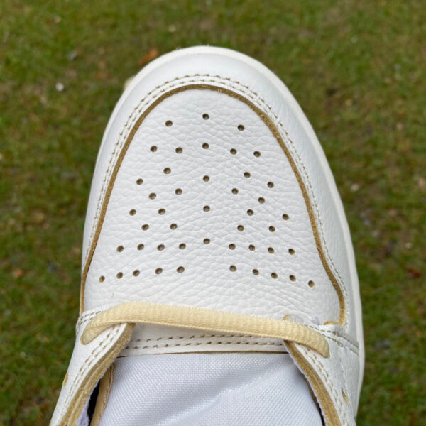White Champagne Air Jordan - Image 8
