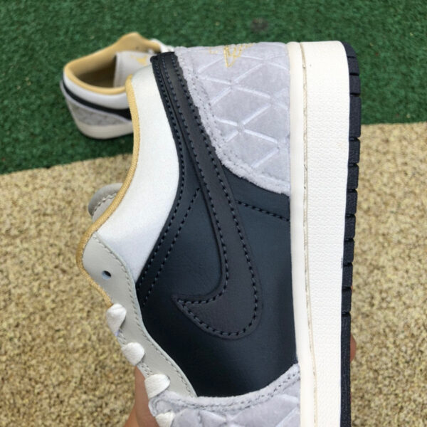 Black Aand Gray Air Jordan - Image 10