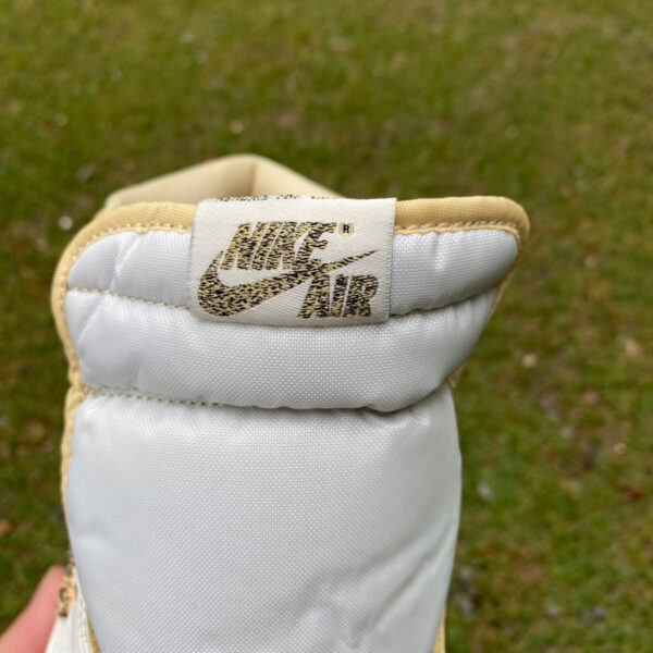 White Champagne Air Jordan - Image 7