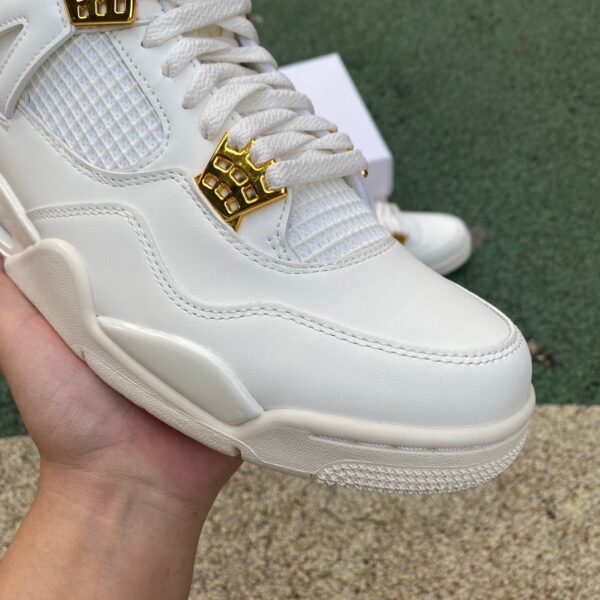 AJ4amm ore white brown A Ma Maniere x Jordan violet brown FZ4810-001 - Image 7