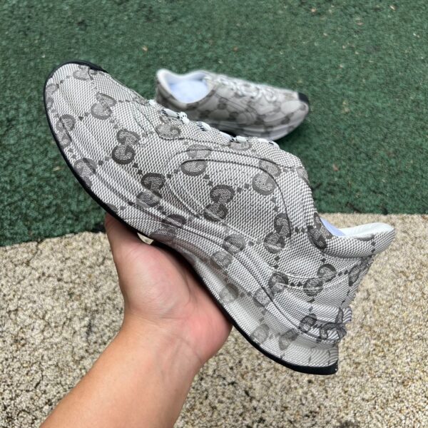 GUCCI RUN Washed Gray Size - Image 5
