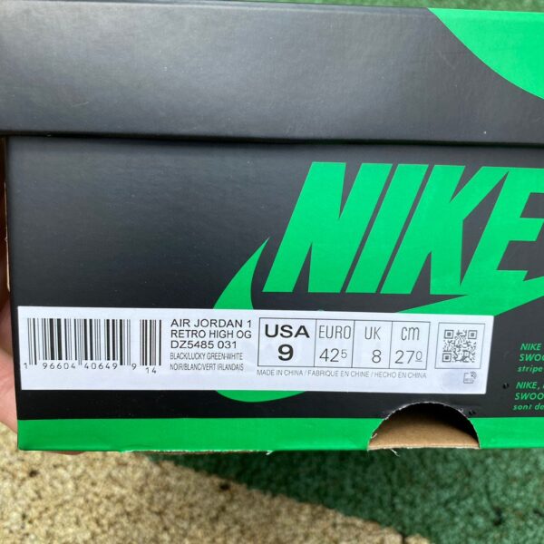 Lucky Green Black and White Air Jordan - Image 9