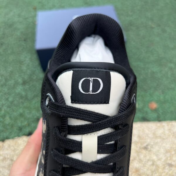 DIOR B27 Low-Top Sneakers Black and White - Image 5