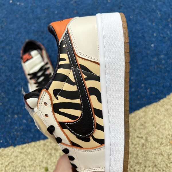 Tiger Pattern Air Jordan - Image 7