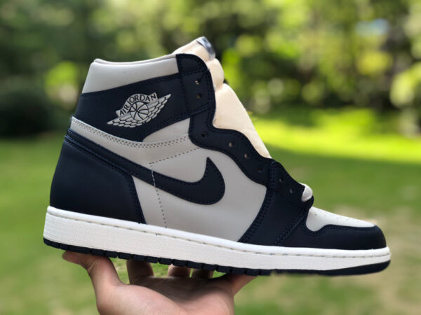 Georgetown White Blue Gray Air Jordan - Image 6