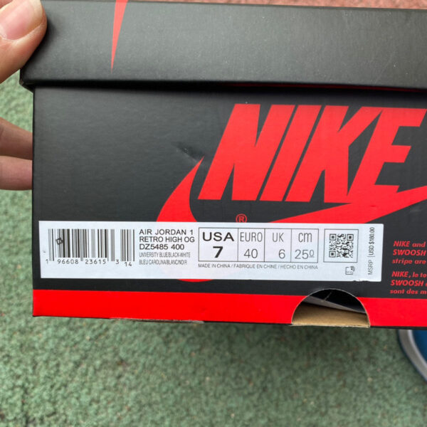 North Carolina Blue And Black Toe Air Jordan - Image 10