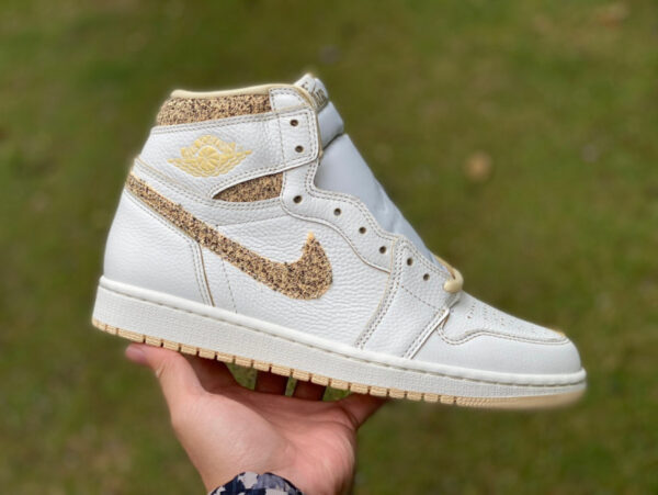 White Champagne Air Jordan - Image 5