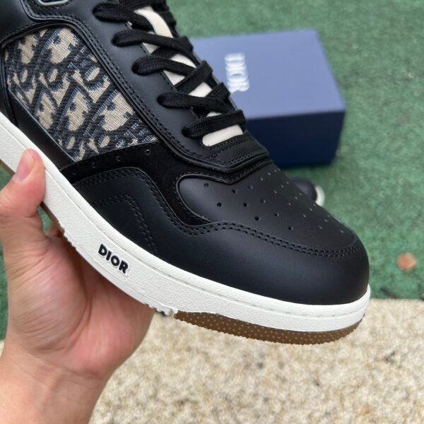 DIOR B27 Low-Top Sneakers Black and White - Image 4