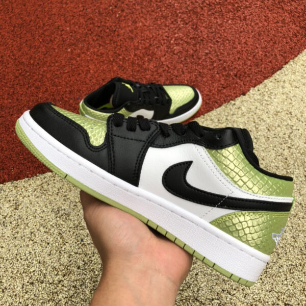 Vivid Green Snakeskin Air Jordan - Image 7