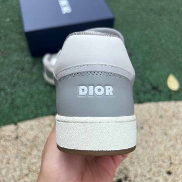 DIOR B27 Low-Top Sneakers Gray and White - Image 8