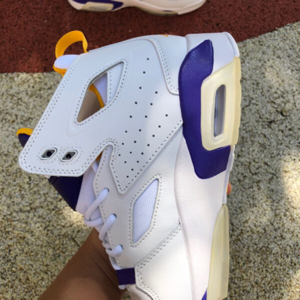 Flight Club Air Jordan - Image 10