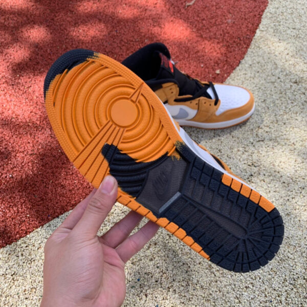 Wheat Black And White Yellow Air Jordan - Image 12
