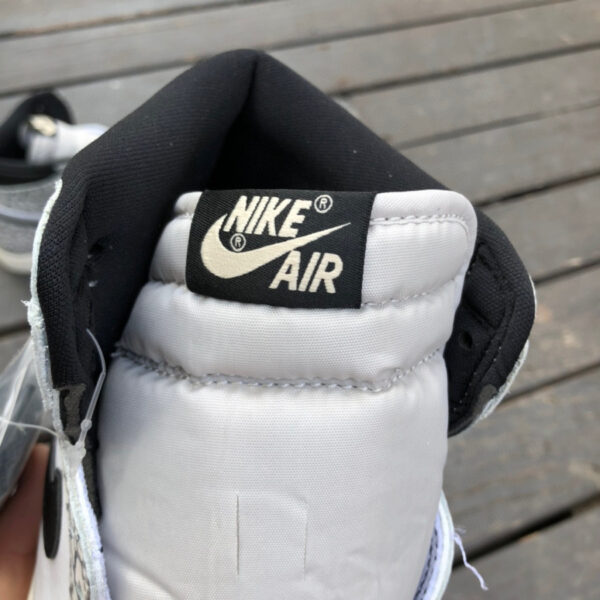 White Cement Burst Pattern Air Jordan - Image 5