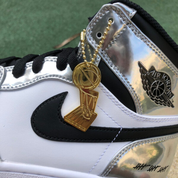 Leonard Silver Air Jordan - Image 8