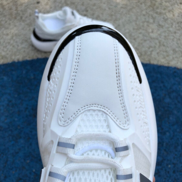 Gucci White And Black - Image 6