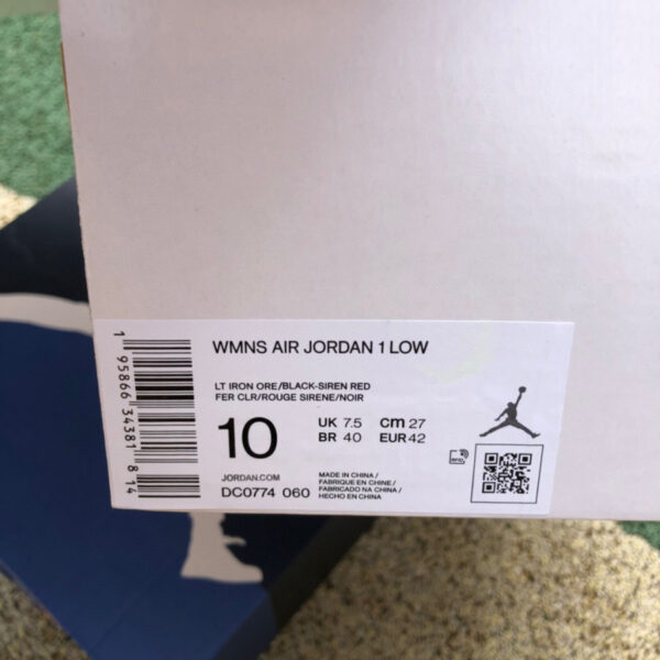 Gray Pink Air Jordan - Image 5