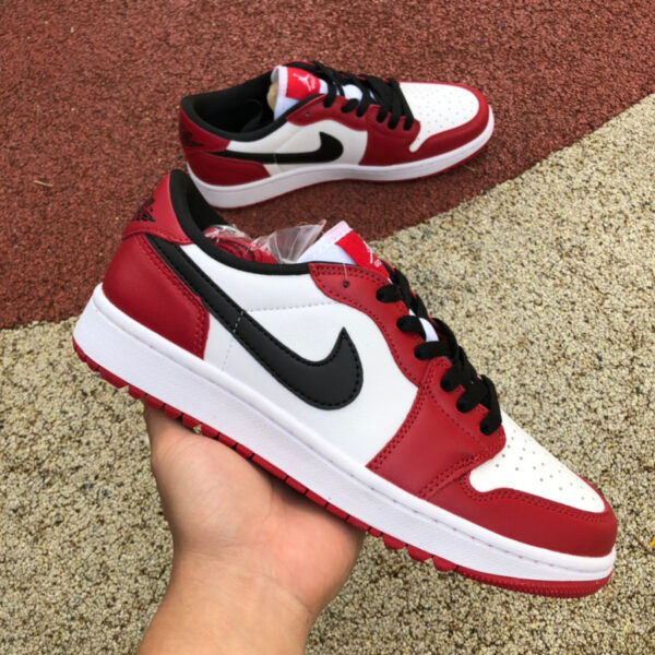 White And Red Chicago Air Jordan - Image 4