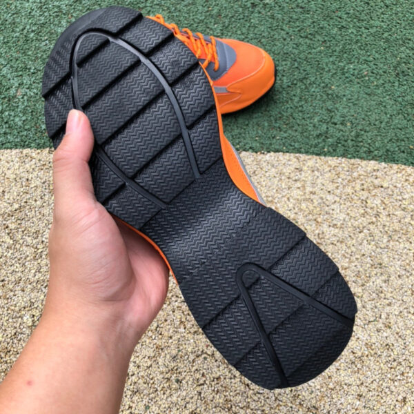Gucci Gray And Orange - Image 6
