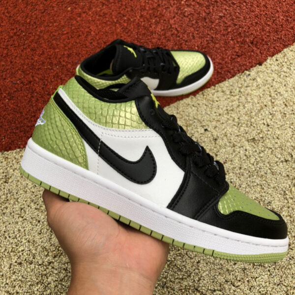 Vivid Green Snakeskin Air Jordan - Image 3