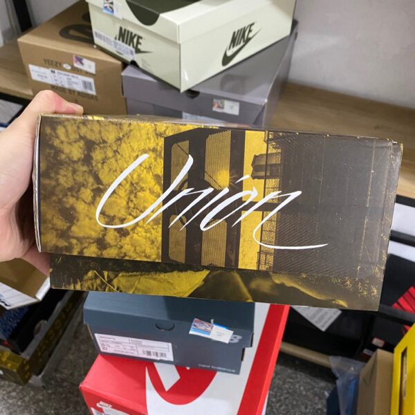 Off-White Woven Union x Air Jordan - Image 6