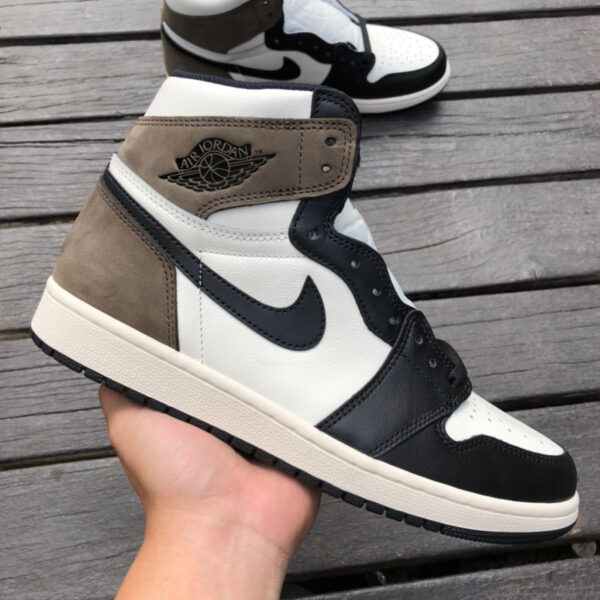 Mocha University Blue Air Jordan - Image 7