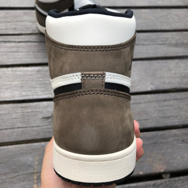 Mocha University Blue Air Jordan - Image 5