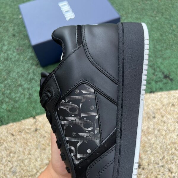 DIOR B27 Low-Top Sneakers Black - Image 2
