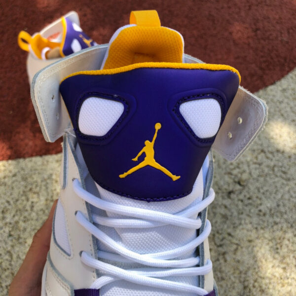 Flight Club Air Jordan - Image 5