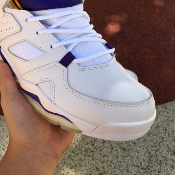 Flight Club Air Jordan - Image 6