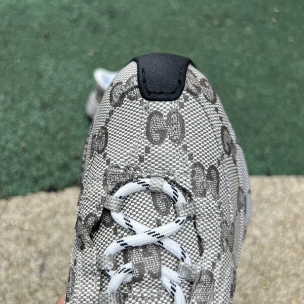 GUCCI RUN Washed Gray Size - Image 4