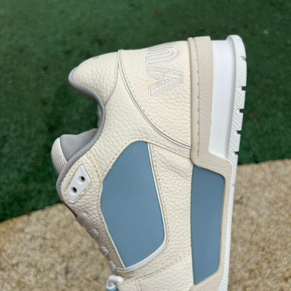 LV Trainer Beige Blue Velcro LOUIS VUITTON Trainer - Image 8