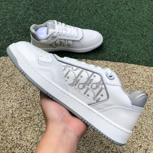Dior Gray And White - Image 3