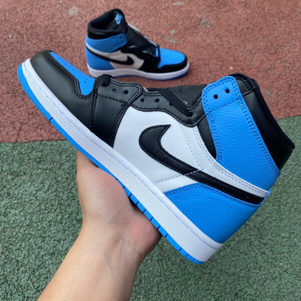 North Carolina Blue And Black Toe Air Jordan - Image 3