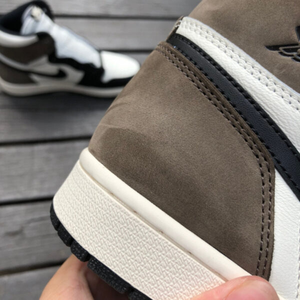 Mocha University Blue Air Jordan - Image 2