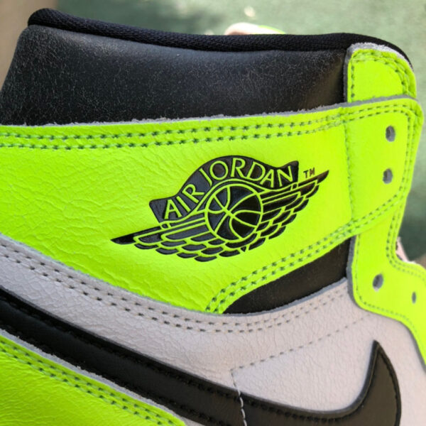 Green Air Jordan - Image 4