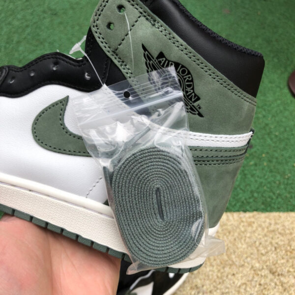 Six Crowns Green Air Jordan - Image 3