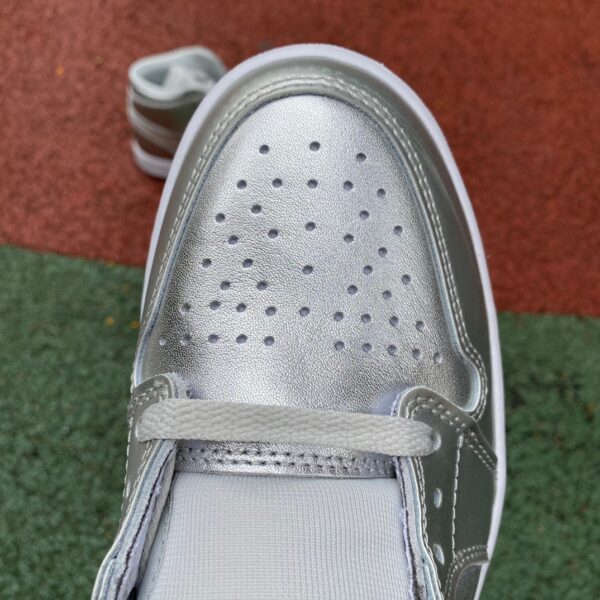 Golf Liquid Silver Metallic  Air Jordan - Image 2