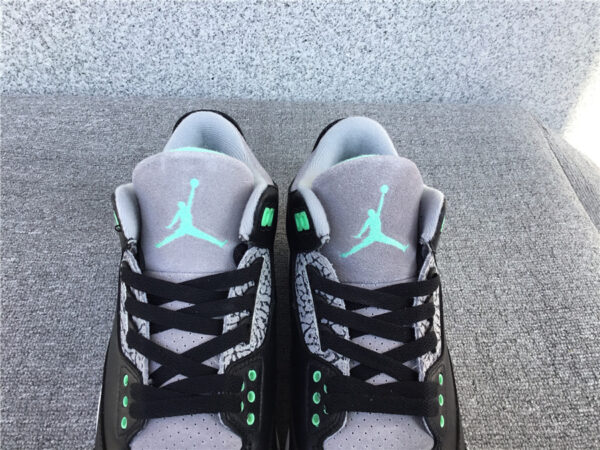 Air Jordan 3 Retro GS 'Green Glow' - Image 13