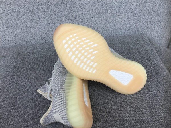 Yeezy Boost Lundmark Reflective - Image 29